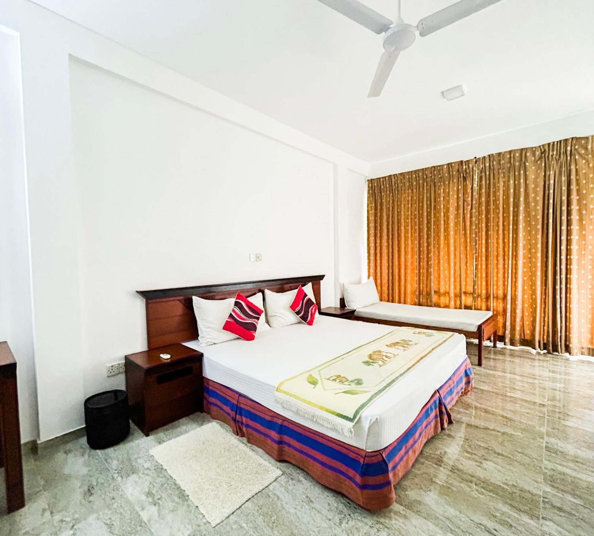 Wild Heaven Hotel Tissamaharama Ngoại thất bức ảnh